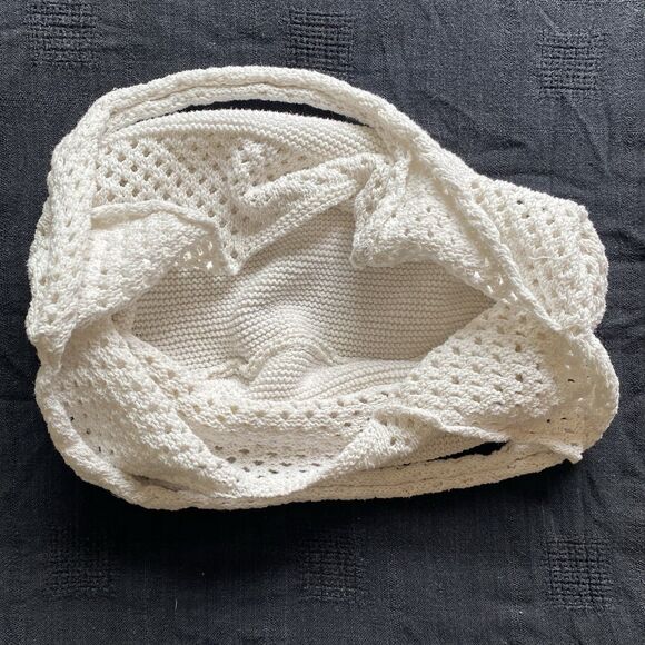 Y2K Knit Crochet Shoulder Bag. White. Boho Hippie Festival. 19”x15”. Summer. - Picture 5 of 7